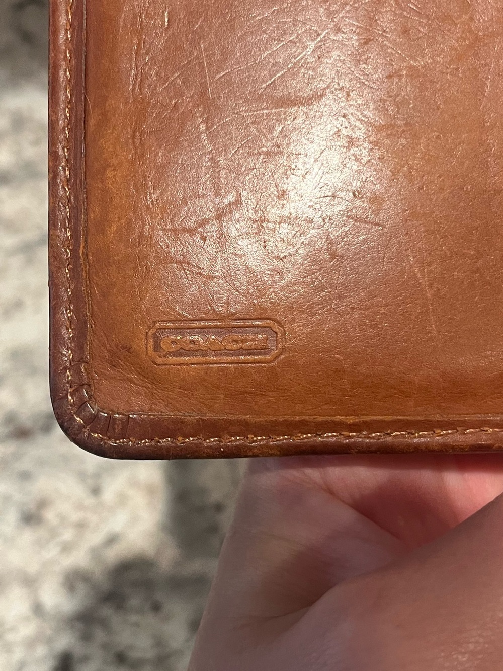 Vintage Coach Brown Leather Bifold Wallet - Classic Compact Style - Picture 6 of 7